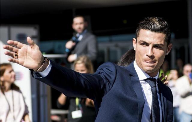 40+且8+三分场次：拉文仅逊库里&利拉德&哈登&克莱（单场40+分且至少8记三分次数榜：拉文仅次库里、利拉德、哈登、克莱）