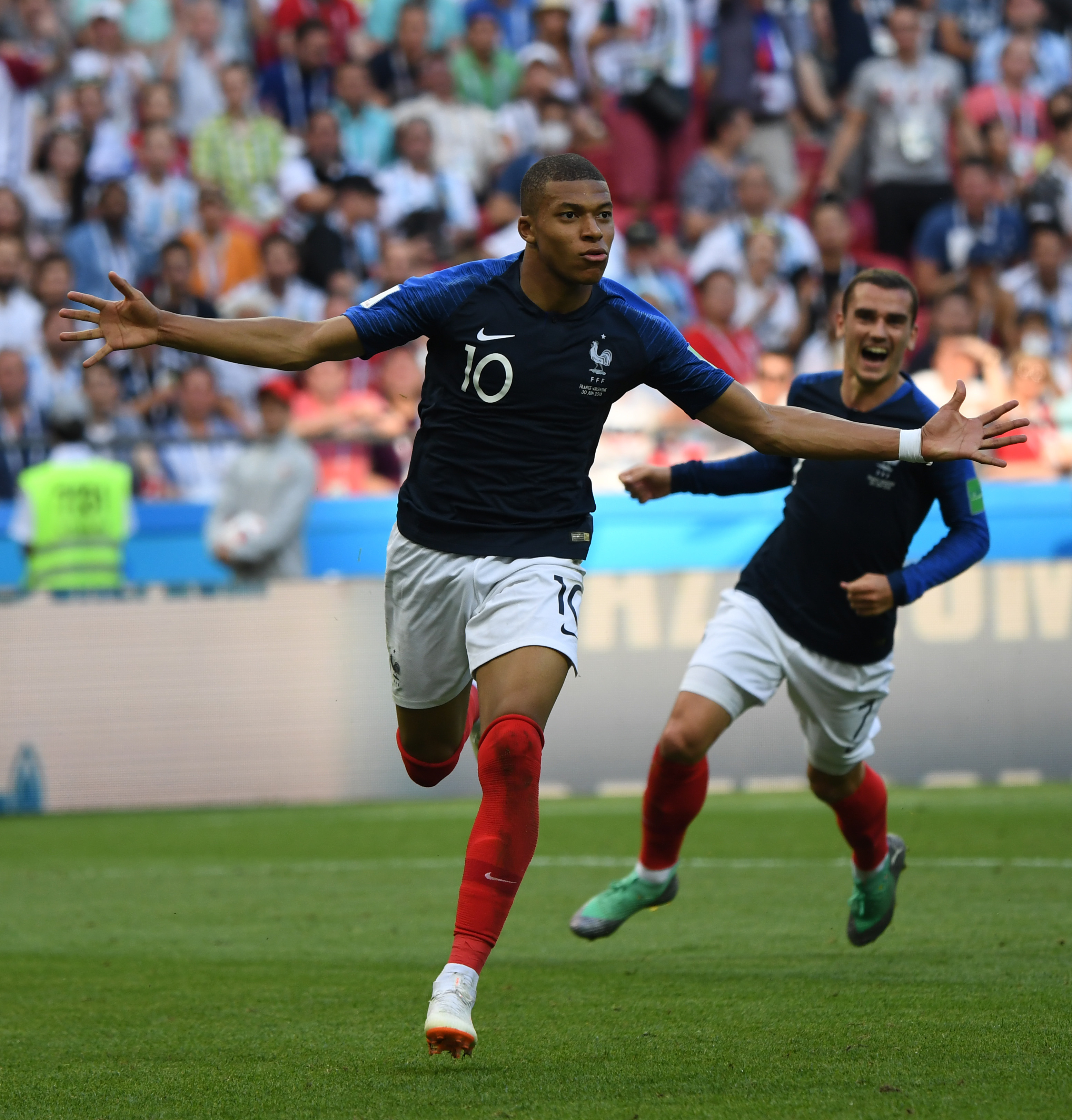 拜仁德甲前11轮拿到31分，追平历史同期最佳纪录（德甲前11轮拜仁斩获31分，追平同期历史最佳纪录）