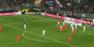 迪乌夫：齐沃经常和我交流帮我提高，高兴自己的机会越来越多