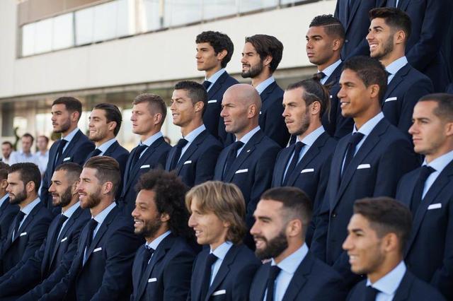 广岛主帅：申花在身体和速度方面很出色，J联赛球队技术细腻（广岛主帅赞申花身体与速度出众，称J联赛以细腻技术见长）