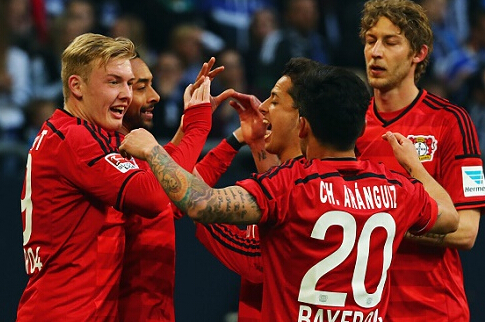 波兰主帅：要帮扎莱夫斯基找回状态；我觉得莱万还没决定未来（波兰主帅：盼助扎莱夫斯基复苏；称莱万去向仍未决定）