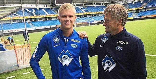 杜篮特连续得分，全队士气高涨（杜篮特火力全开，点燃全队士气）