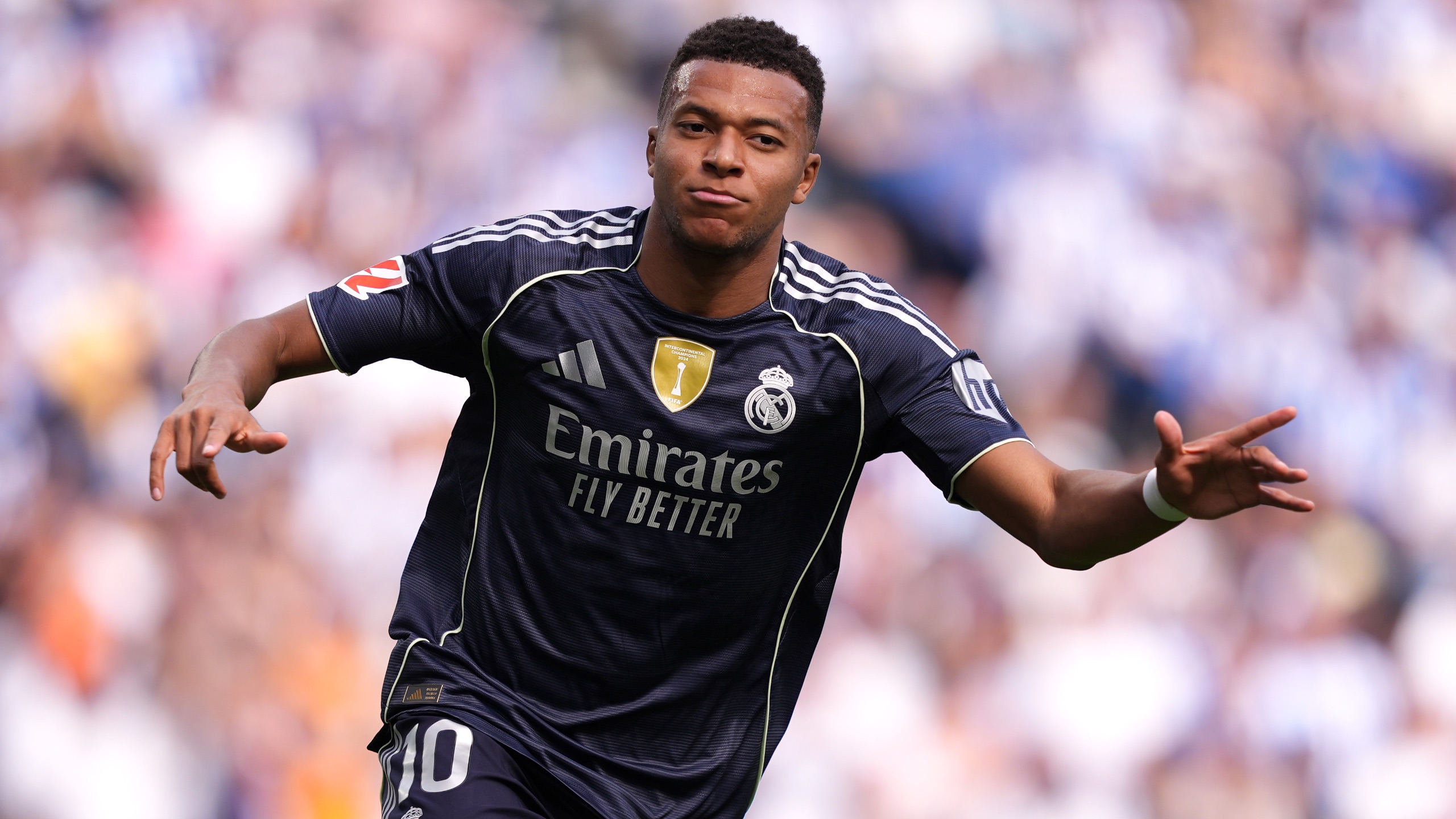 尤文客战那不勒斯大名单：伊尔迪兹领衔，加蒂、DV9伤缺（尤文出征那不勒斯名单：伊尔迪兹领军，加蒂、DV9因伤缺阵）