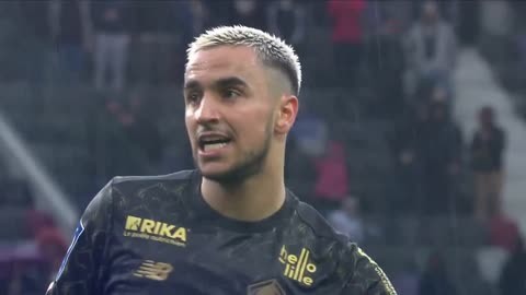 青岛次节轰出一波18-4广厦反超比分，三外援半场31分（青岛次节掀18-4高潮，广厦完成反超，三外援半场合砍31分）