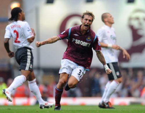 发布会变感谢会，李霄鹏赛后向各方致谢（赛后发布会成致谢场，李霄鹏向各界致谢）